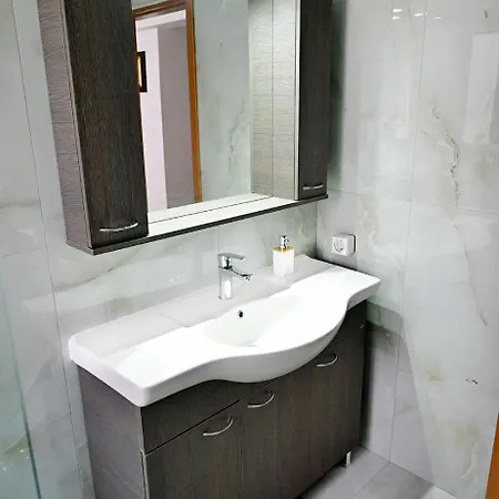 Apartment Dionysus *