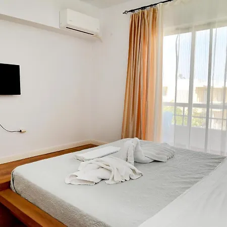 Dionysus Апартаменты