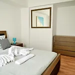 Dionysus Apartamento